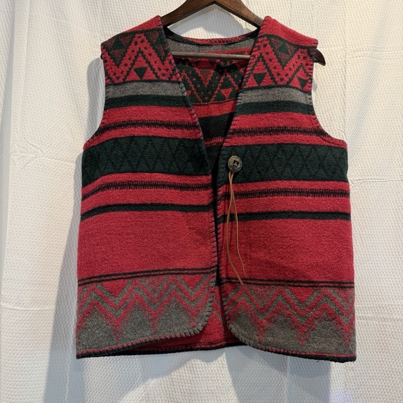 Jackets & Blazers - Vintage VTG Western Style Aztec Print Red Women's Vest One Size READ